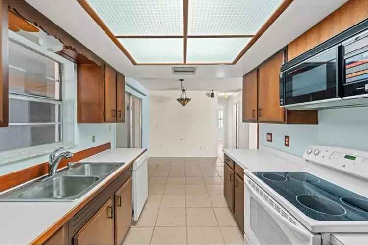 Estate Sale Home Near Beach No HOA No CDD