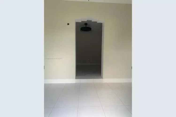 3 Bedroom 1 Bath Home Near Park - No HOA