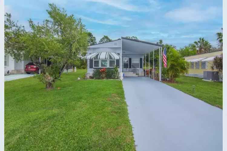 Remodeled 55+ Home in Spanish Lakes Golf Village with Community Amenities
