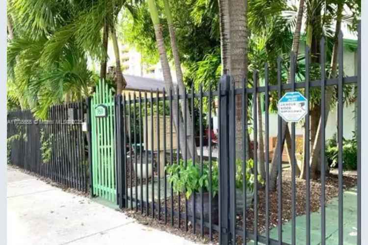 House For Sale , 769, Northwest 10th Street, Miami, Florida