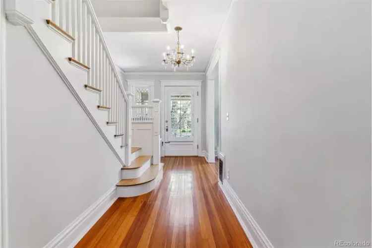 Charming 2-Story Duplex in North Country Club South-Side Location