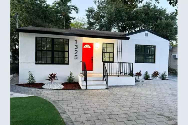 Remodeled 3 Bed 2 Bath Home Near Wynwood Miami