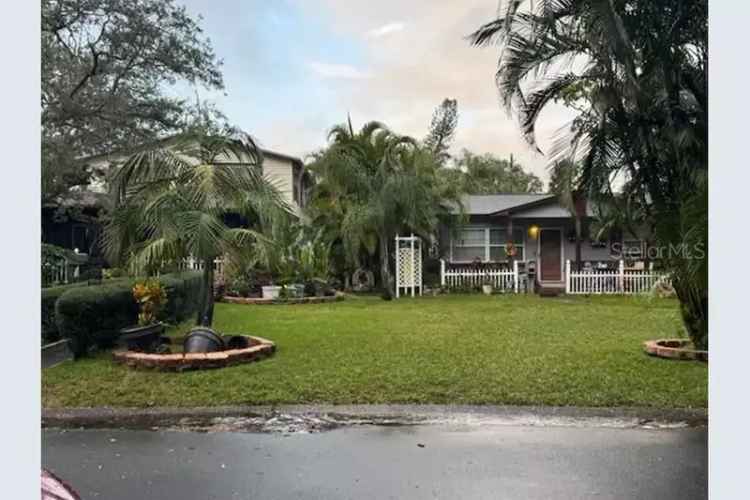 3 Bedroom 2 Bathroom Block Home Near Downtown St Petersburg