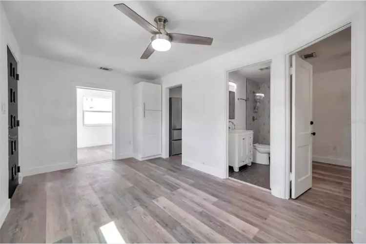 House For Sale , 921, 7th Street Northwest, Largo, Florida