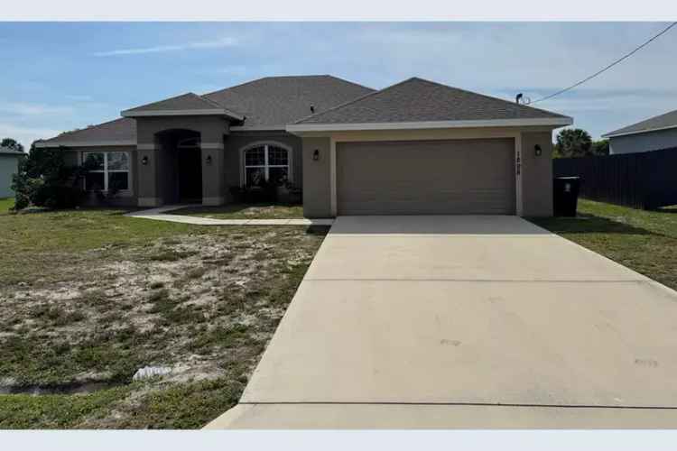 House For Sale , 1898, Southwest Monterrey Lane, Port Saint Lucie, Florida