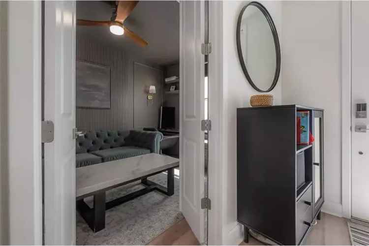 Luxury Townhome in St Pete's EDGE District - Rooftop Deck & Modern Design
