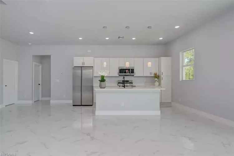 House For Sale , 203, East 7th Street, Lehigh Acres, Florida