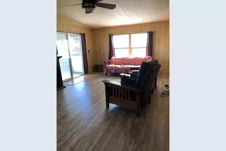 2 Bedroom 2 Bath Home in 55+ Adult Community