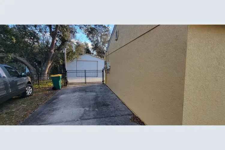 House For Sale , 21427, Michigan Avenue, Port Charlotte, Florida