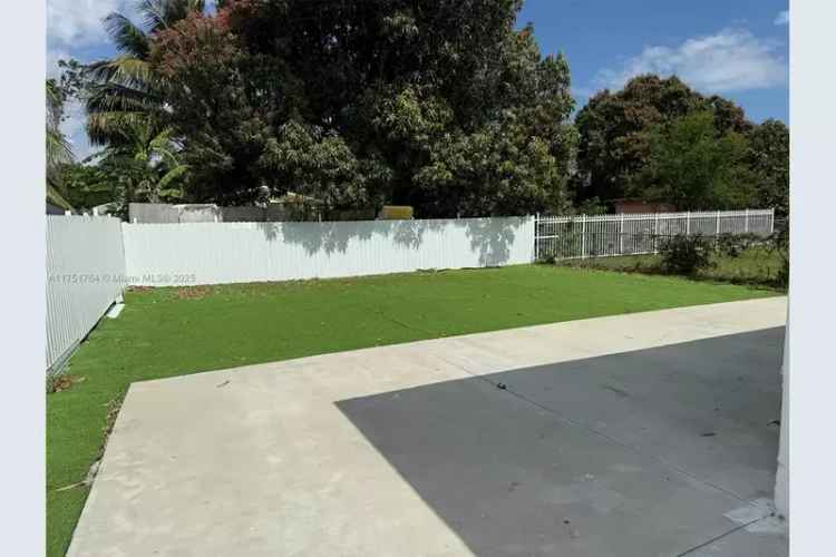 House For Sale , 2151, Northwest 59th Street, Miami, Florida