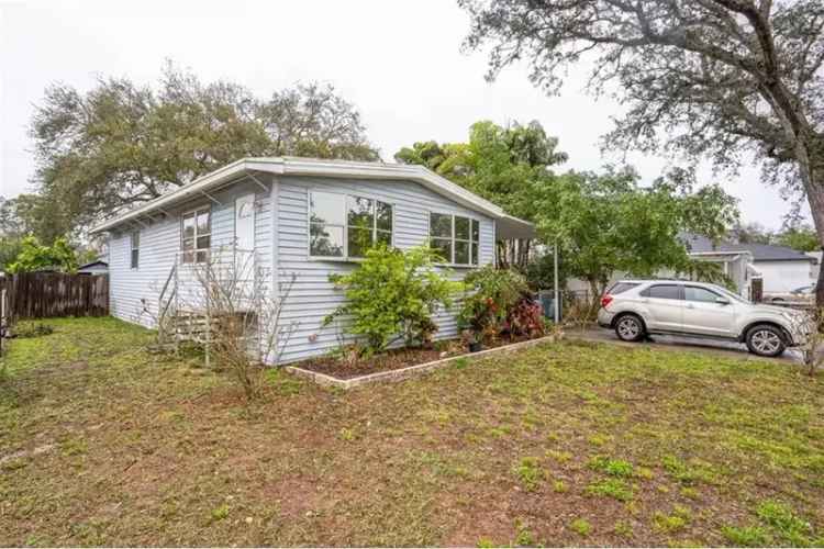 3-Bedroom 2-Bath Mobile Home in Saint Petersburg FL