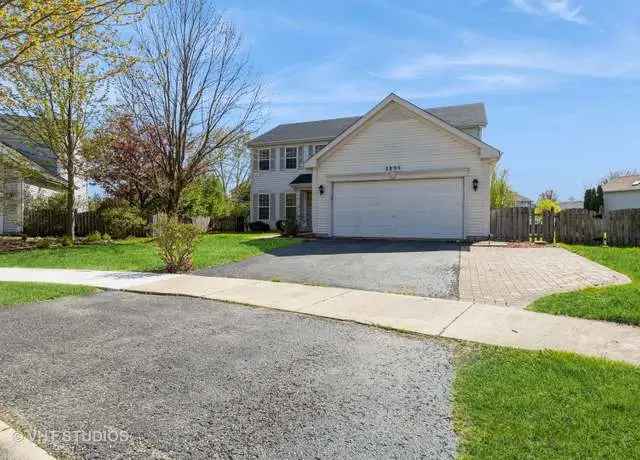 5-Bedroom 31-Bath Home in Lakewood Valley  Updated Kitchen New Flooring