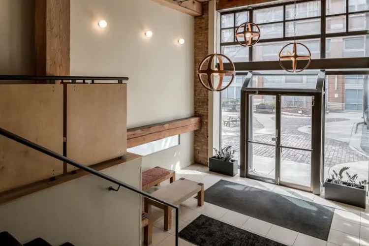 House For Sale , 411, South Sangamon Street, Chicago, Illinois