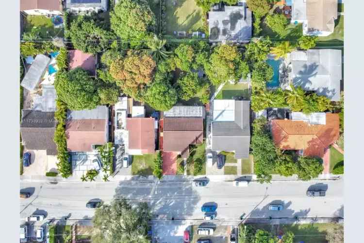 House For Sale , 3029, Southwest 16th Street, Miami, Florida