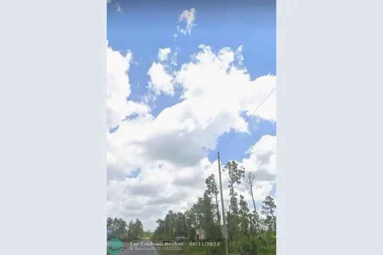 Lehigh Acres Half-Acre Vacant Lot - New Home Construction