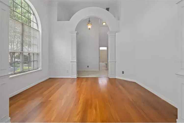Luxury 4 Bedroom Home in Vista Royale with Pool