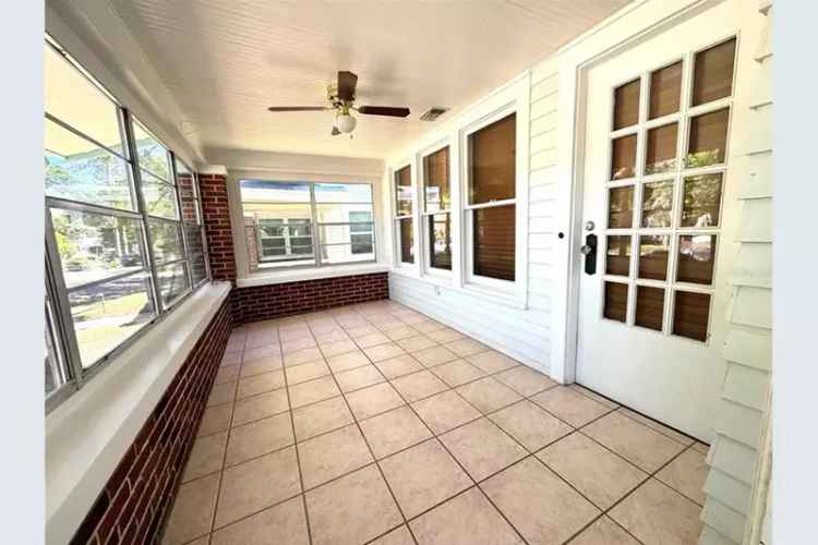 2-Bedroom Old Northeast Bungalow  Near 4th Street