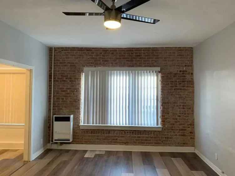 130 N Westmoreland Ave Studio Apartment Los Angeles CA