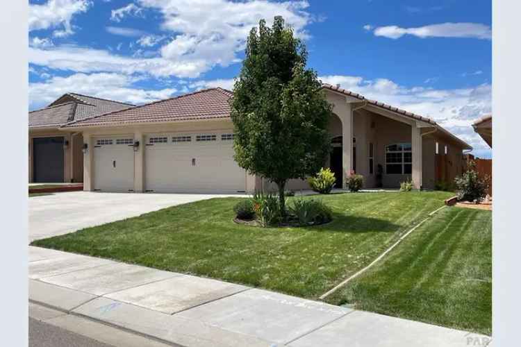 House For Sale , 801, Aspencrest Drive, Pueblo, Colorado