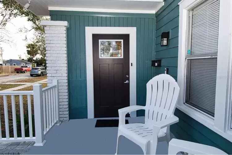 Large Charming Bungalow 3 bedrooms near Gulfport Beach