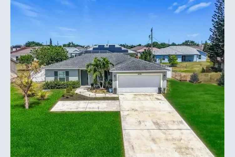 House For Sale , 1679, Southwest Cameo Boulevard, Port Saint Lucie, Florida