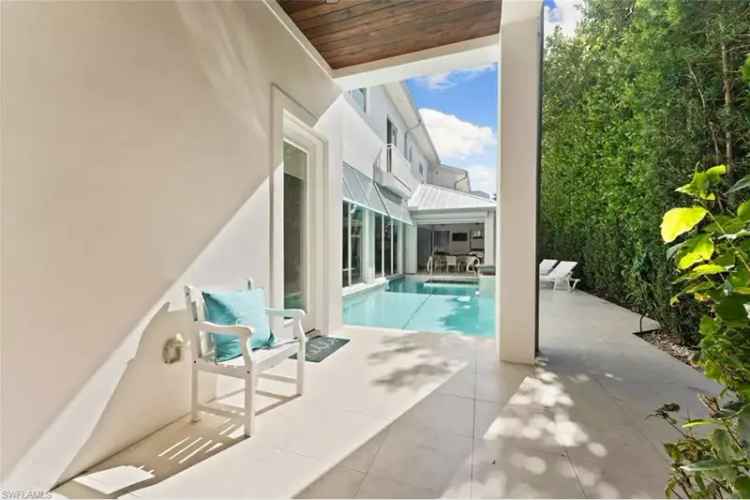 House For Sale , 242, 2nd Avenue South, Naples, Florida