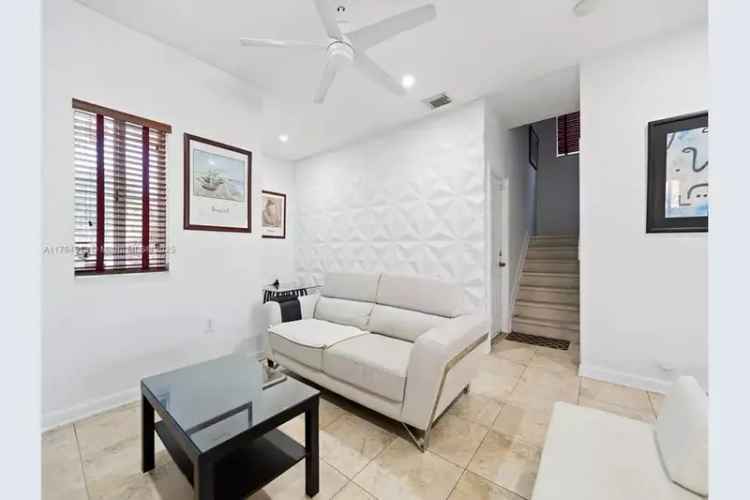 House For Sale , 1056, Northeast 41st Terrace, Homestead, Florida