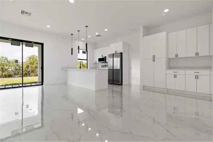 House For Sale , 823, Frederick Reid Street East, Florida
