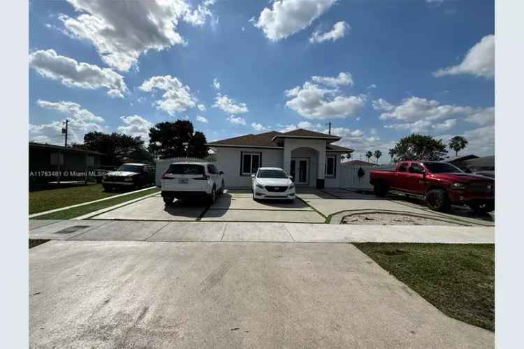 House For Sale , 21604, Southwest 109th Avenue, Goulds, Florida