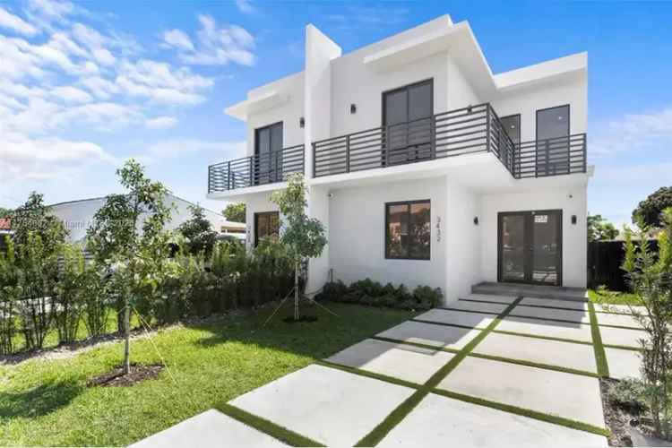 House For Sale , 3430, Southwest 2nd Street, Miami, Florida