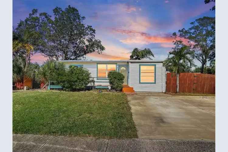 Rio Vista St Petersburg Home AS IS Renovation Project 15 Lots Saltwater Pool