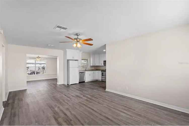 3-Bedroom 1-Bath Home Near Gulf Coast Beaches