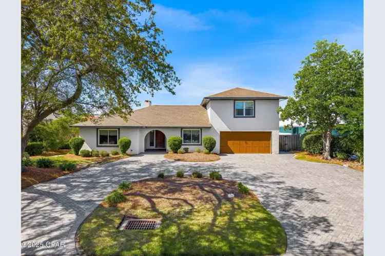 4 Bedroom 3 Bathroom Pool Home in Gated Bay Point Community