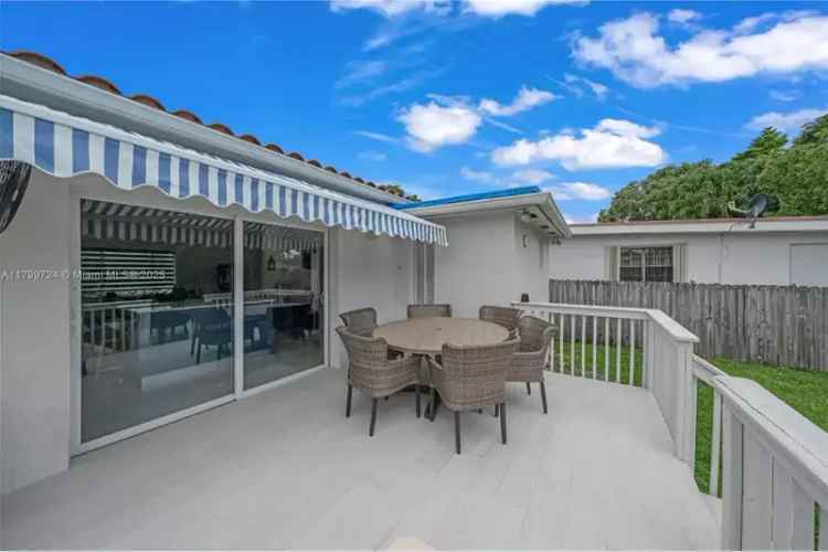 3 Bedroom 2 Bathroom Home with Pool and Deck in Miami
