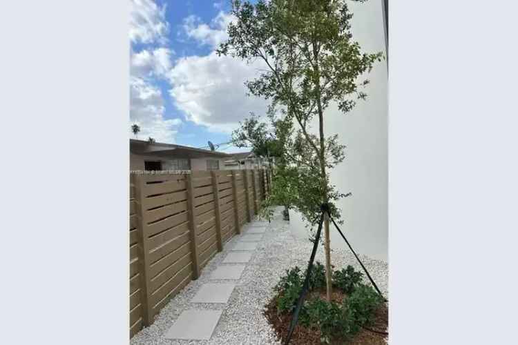 House For Sale , 1076, Northwest 55th Street, Miami, Florida