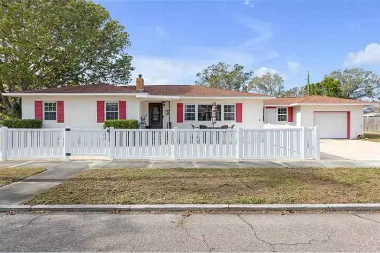 Historic Kenwood Home 1700 Sq Ft 3 Beds 2 Baths Updated