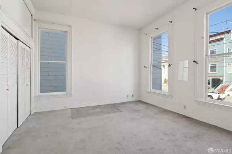 Laurel Heights 2-Unit Flat: 7 Beds, 4 Baths, City Views, Income Potential