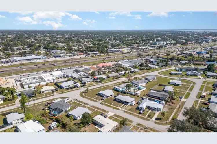 House For Sale , 211, Dalton Boulevard Northeast, Port Charlotte, Florida