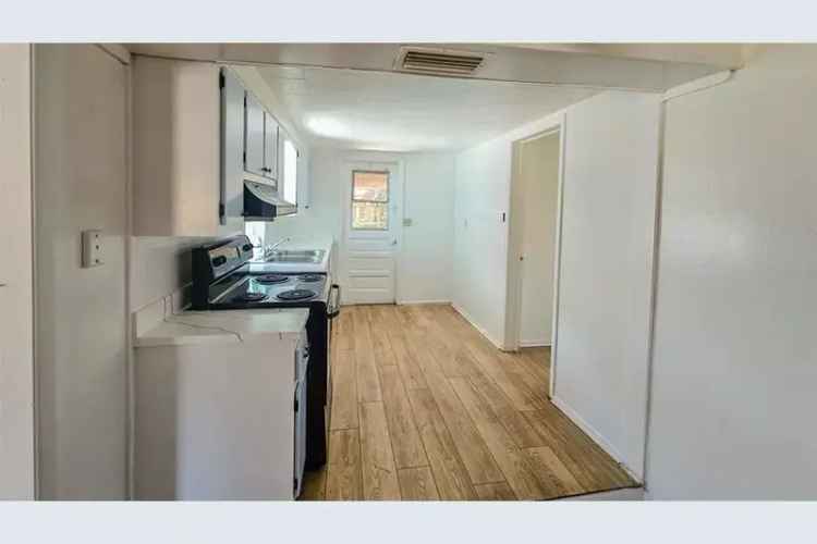 House For Sale , 527, 4th Avenue Northwest, Largo, Florida