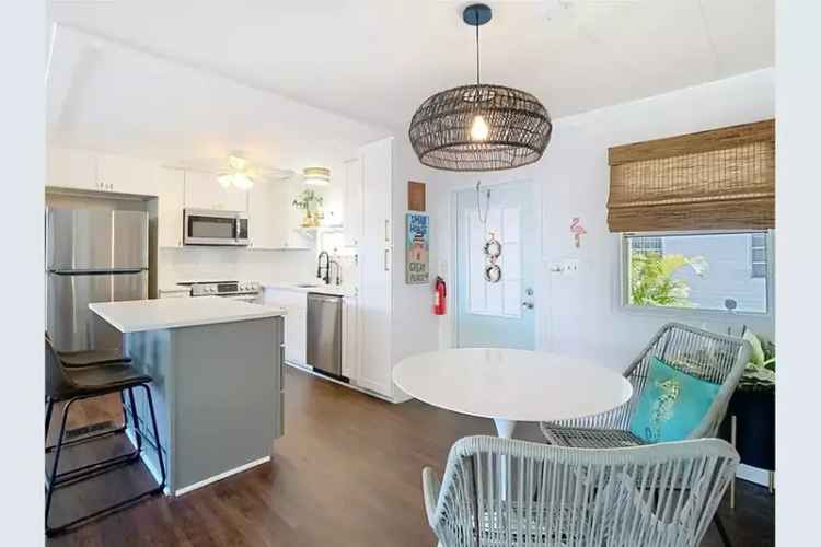 Mobile home For Sale , 70, Thatch Palm Street East, Largo, Florida
