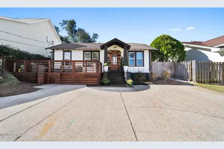 Historic Waterfront Home with Guest Cottage on Massalina Bayou