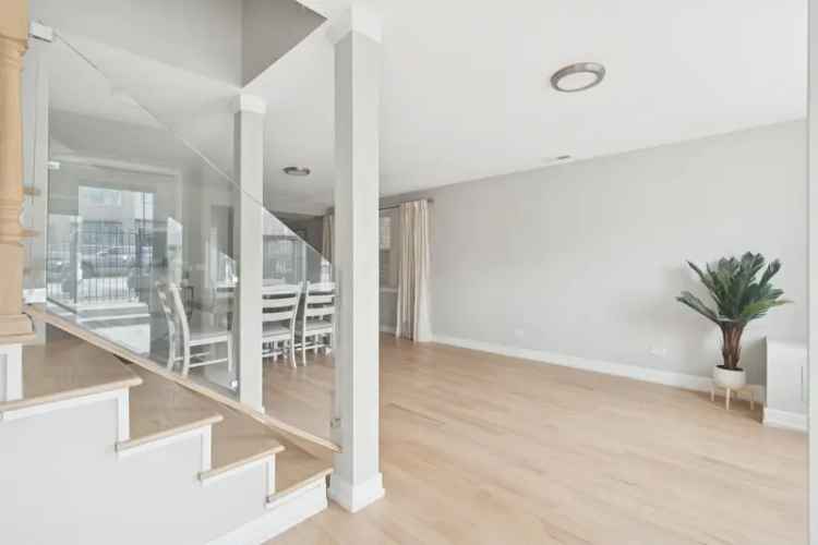 Stunning Renovated 5 Bed 3.5 Bath Ukrainian Village Home
