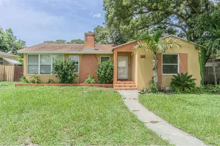 3BR 1.5BA Home Near Woodlawn - No HOA! Updated, Hardwood Floors