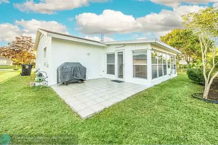 House For Sale , 1885, Southwest Cameo Boulevard, Port Saint Lucie, Florida