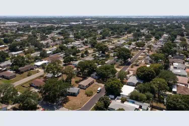 Charming 3 2 Home Near Tyrone Mall and Beaches