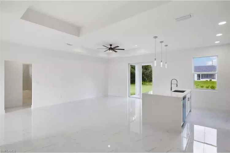 House For Sale , 2704, 20th Street West, Lehigh Acres, Florida