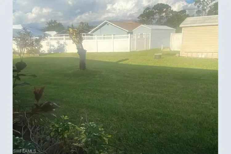 House For Sale , 1622, Cheshire Circle East, Lehigh Acres, Florida