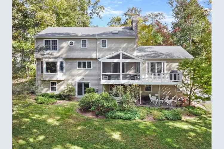 Ridgefield 4-Bedroom Colonial Home with Modern Updates