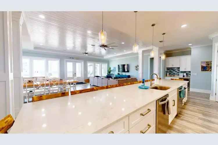 House For Sale , 8082, Gulf Boulevard, Navarre, Florida