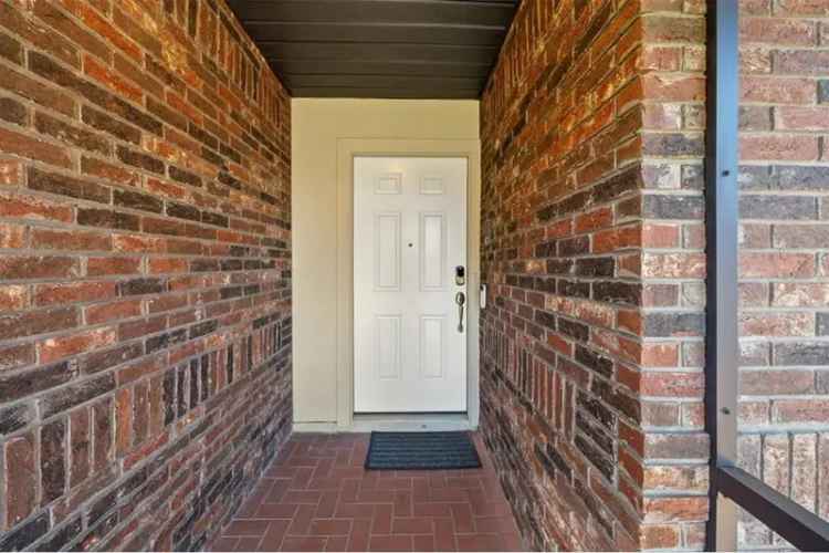 House For Sale , 653, Timber Pond Drive, Brandon, Florida